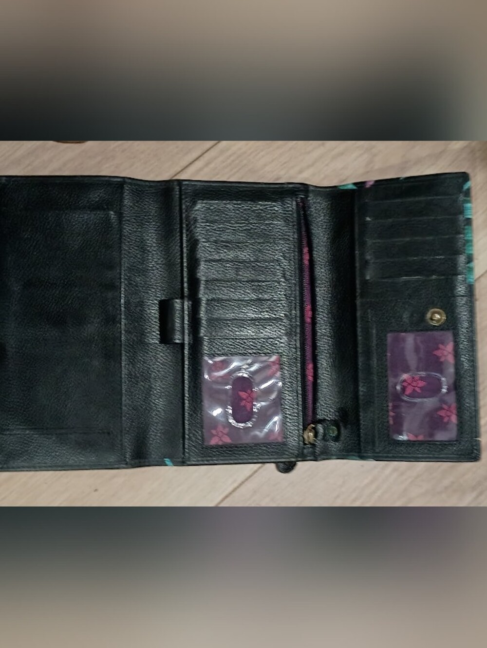 Anushka Hand Painted Leather 2fold RFID Wallet Island Escape Black - Picture 2 of 7